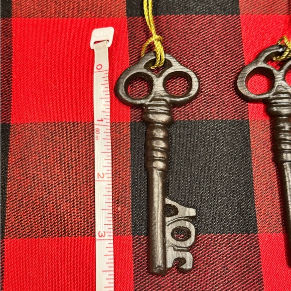 Christmas Antique Skeleton Key Ornaments Set - Picture 3 of 6